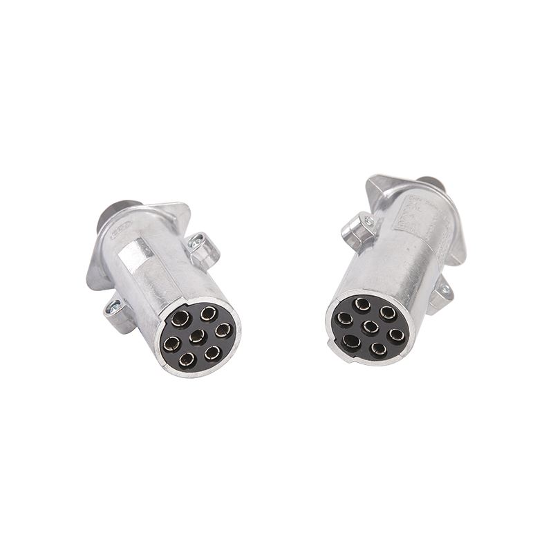 7-pinski metalni utikač JH011-A